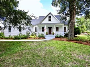 106 Harrogate Rd, Saint Simons Island, GA 31522