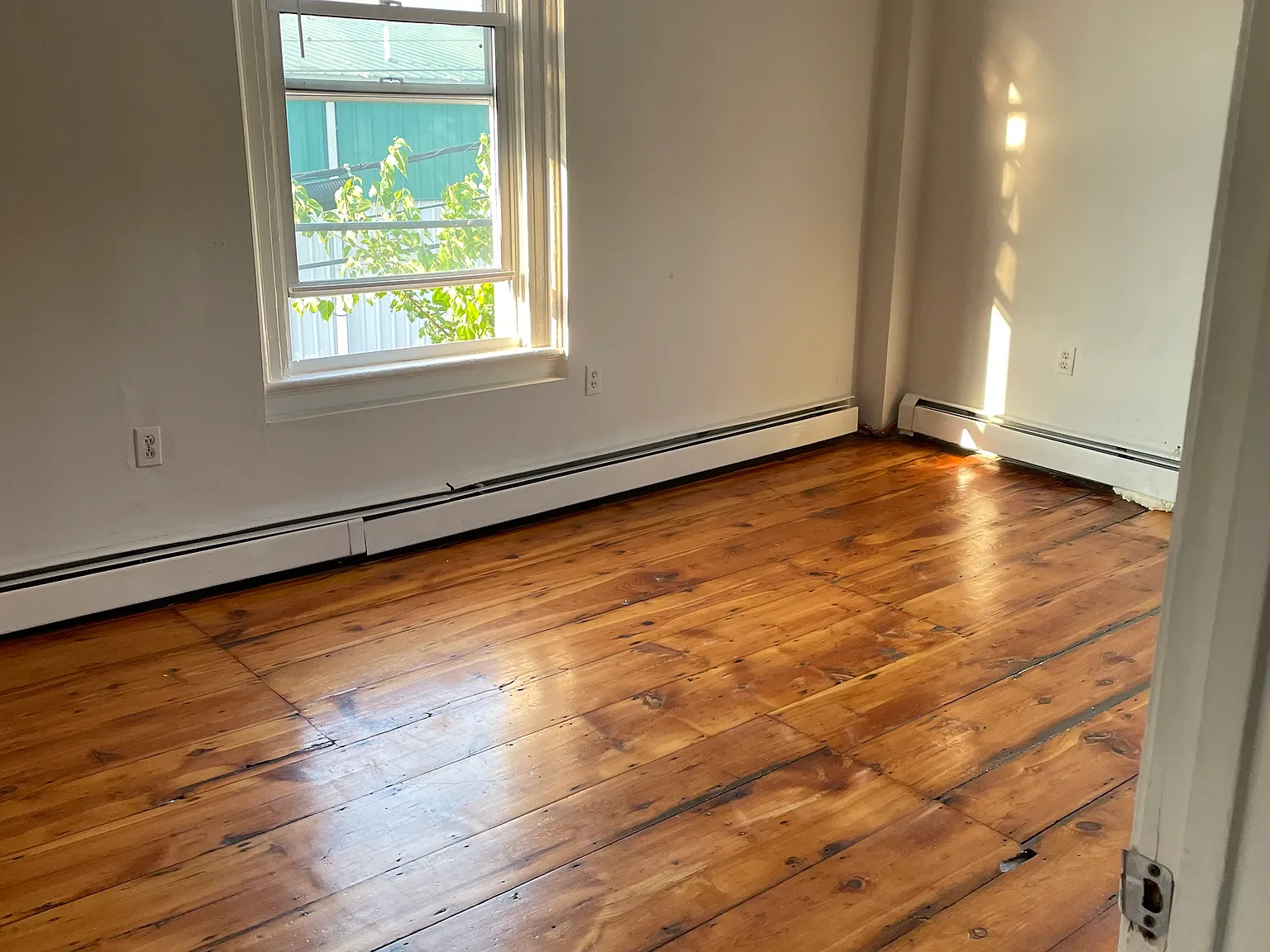 80 Plenty St — Photo 2