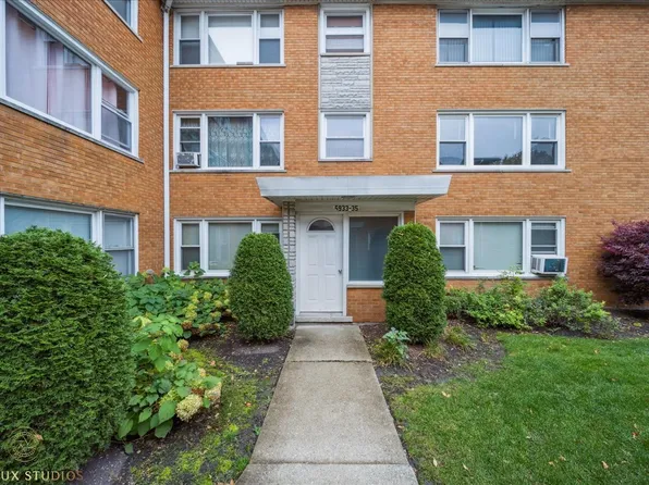 6935 W 64th Pl #2A, Chicago, IL 60638