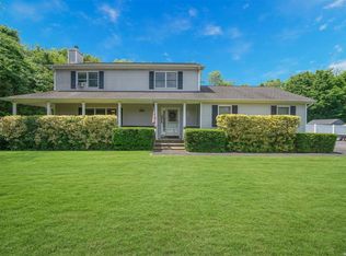 195 Linda Ave, Riverhead, NY 11901