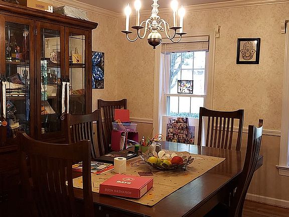 4th image of 6126 Homewood Cir