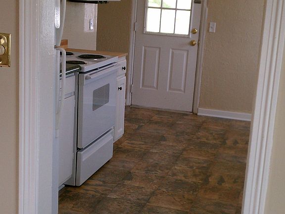 4th image of 1166 Alford Ave