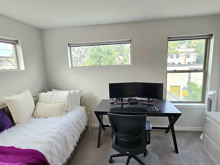 Your Office/Guest Room - comes with desk and 2 screens and a day bed
