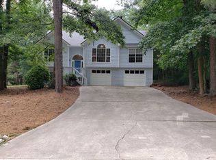 2165 Brandon Acres Dr, Buford, GA 30519
