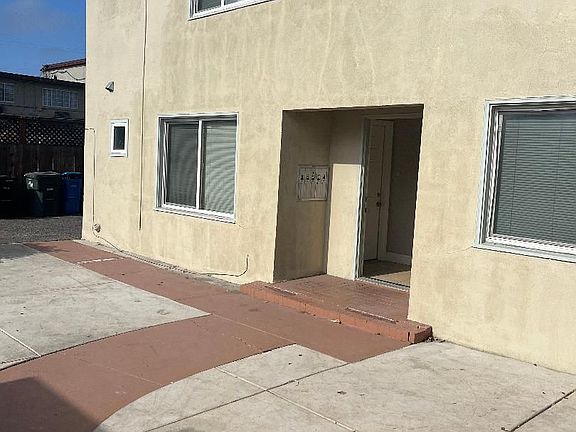 2nd image of 139 N Kingston St APT 1