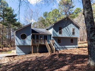 522 Victoria Rd, Woodstock, GA 30189