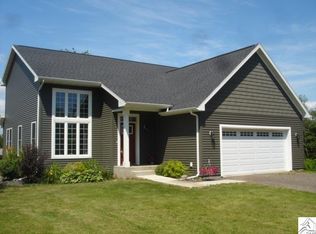 5307 Hagberg Rd, Hermantown, MN 55811