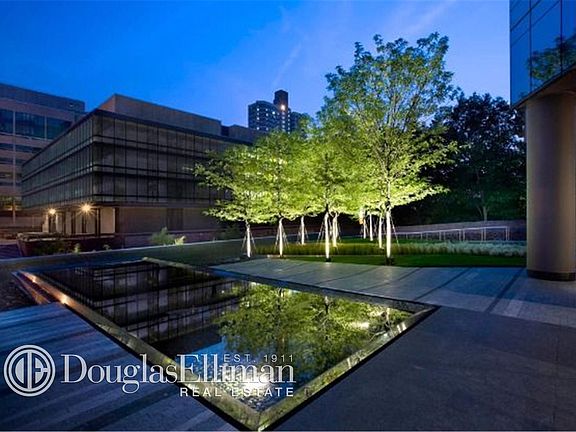 5th image of 200 W 67th St APT 7C