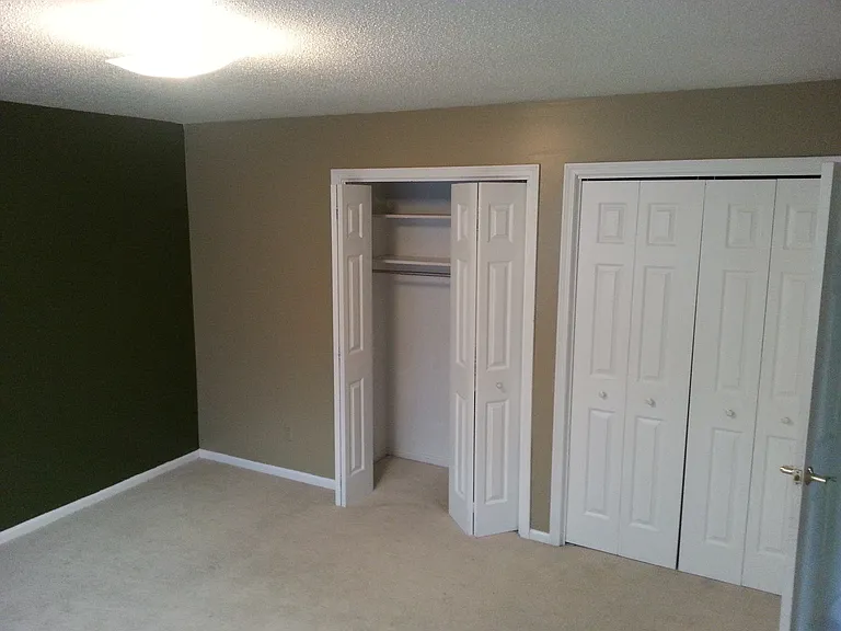 1874 52nd St SE #1 — Photo 3