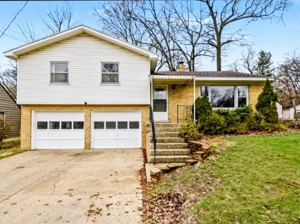 3835 Burlingame Ave SW, Wyoming, MI 49509