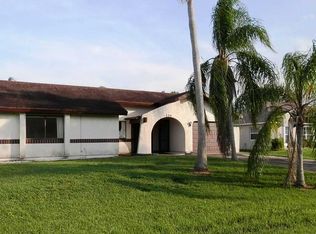 214 SW Starfish Ave, Port Saint Lucie, FL 34984