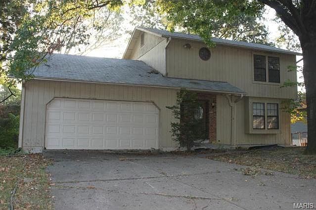 1st image of 2938 Hubert Dr