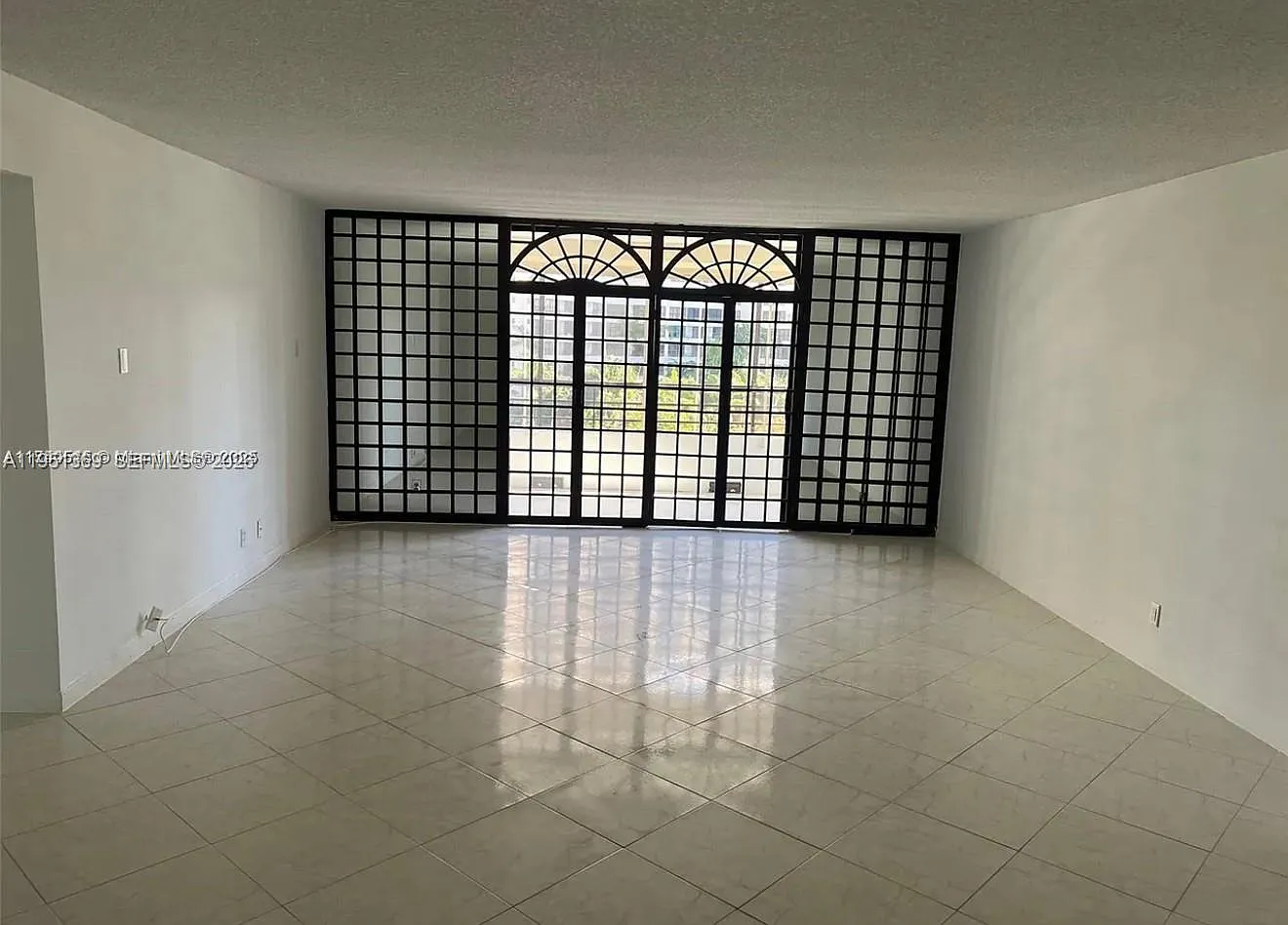 Olympus Condo Phase — Photo 2