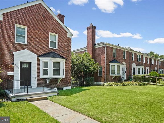 3rd image of 1635 Woodbourne Ave