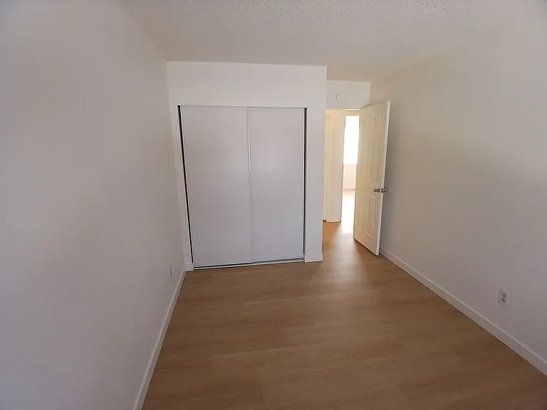 1940 Grande Cir #63 — Photo 20