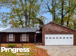 4902 N Redan Cir, Stone Mountain, GA 30088