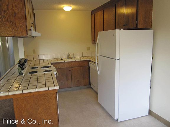 3rd image of 1260 Juniper Dr #5659571