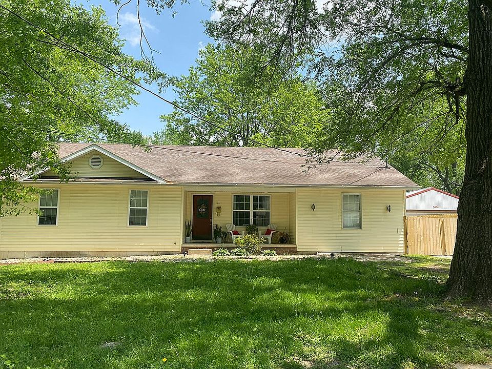 1st image of 311 N Giddings Ave