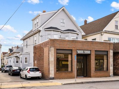 387-389 Main St, Medford, MA, 02155