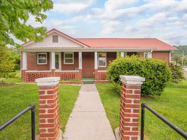1480 W Reservoir St, Wytheville, VA 24382