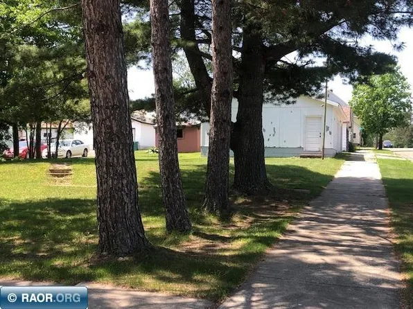 415 1st St NW, Kinney, MN 55758