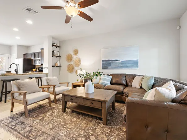 147 Wainscot Oak Way, San Marcos, TX 78666