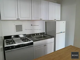 Rented by Bond New York