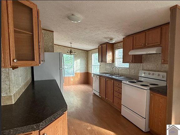 2nd image of 5127 La Center Rd