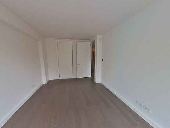 5th image of 220 E 72nd St #11F1