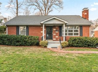 604 Sunset Dr, High Point, NC 27262