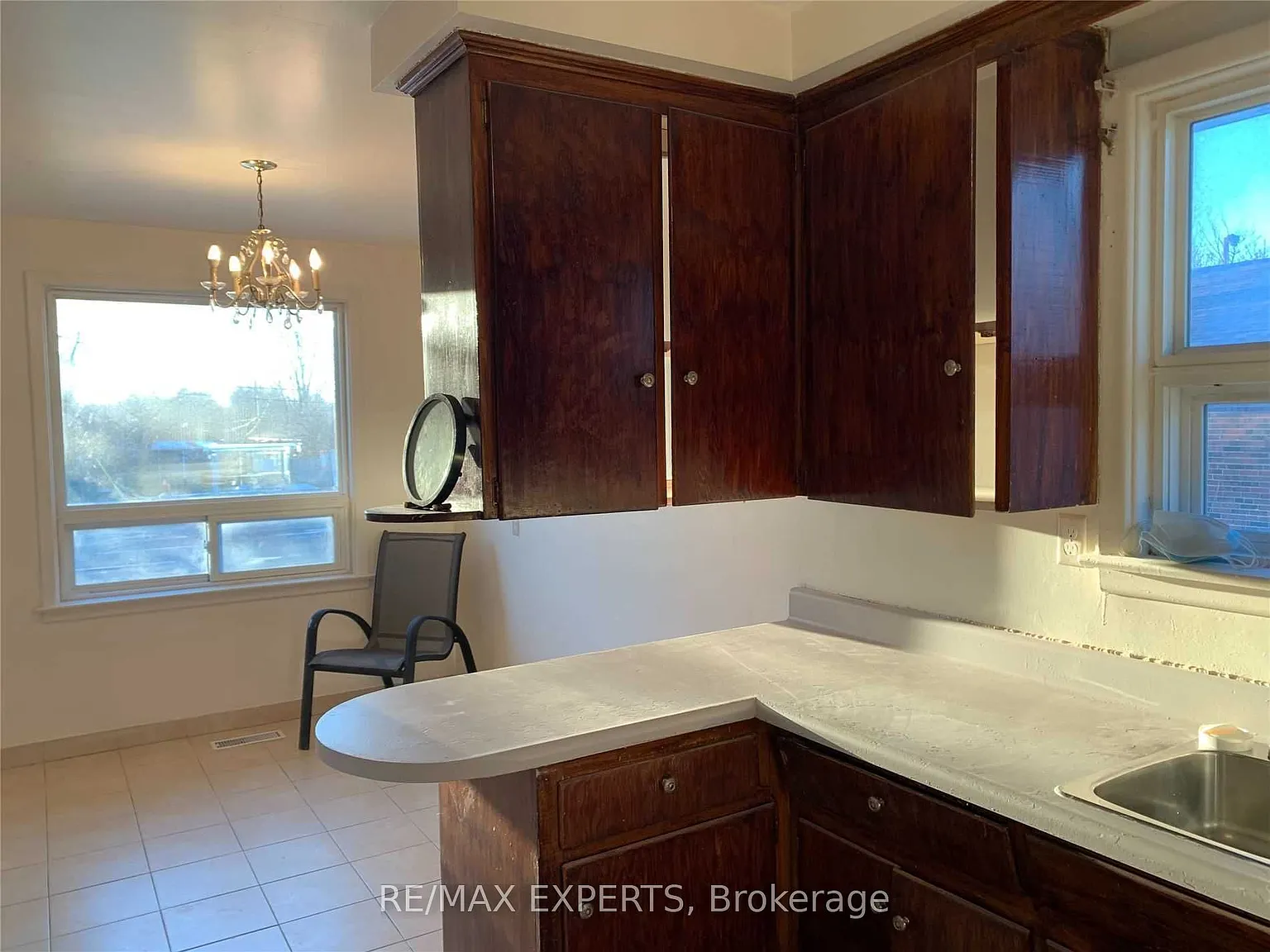 5 bed, $4,000 — Photo 4