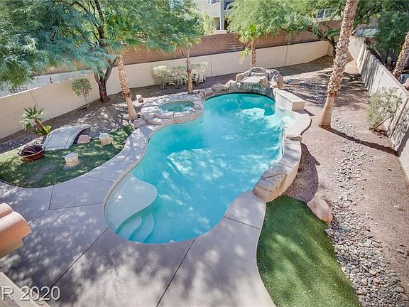 2nd image of 10785 Barnard Bee Ct