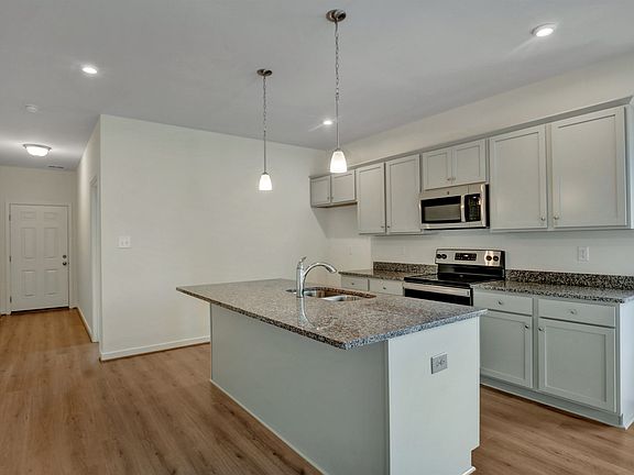 03-Kitchen