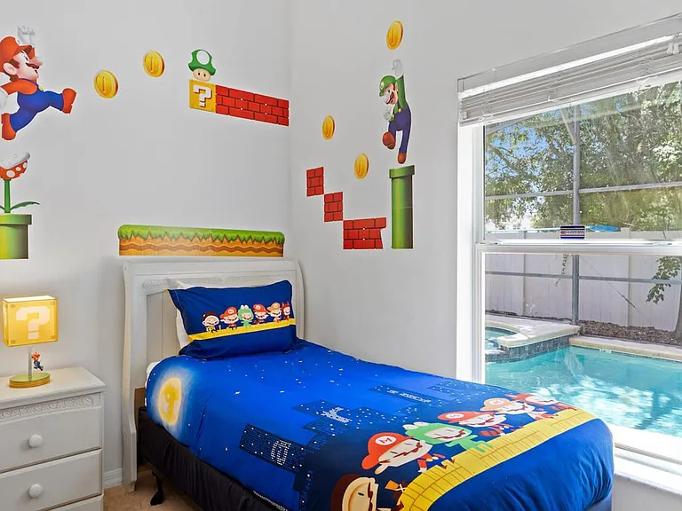 Dharma Cir — Photo 28