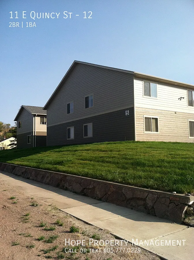 2 bed, 868 sqft, $950 — Photo 2