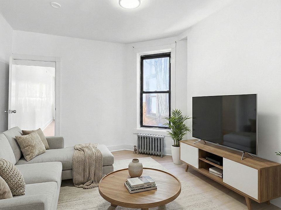 1st image of 169 E 105th St APT 9