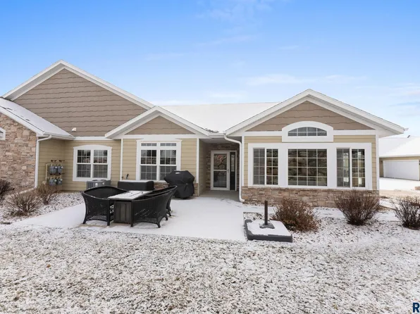 5600 E Eastbridge Pl, Sioux Falls, SD 57110