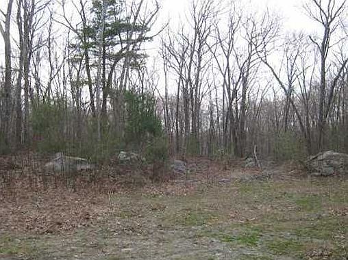 2nd image of 430 Douglas Pike