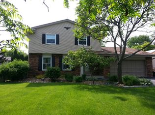4517 S 112th St, Greenfield, WI 53228