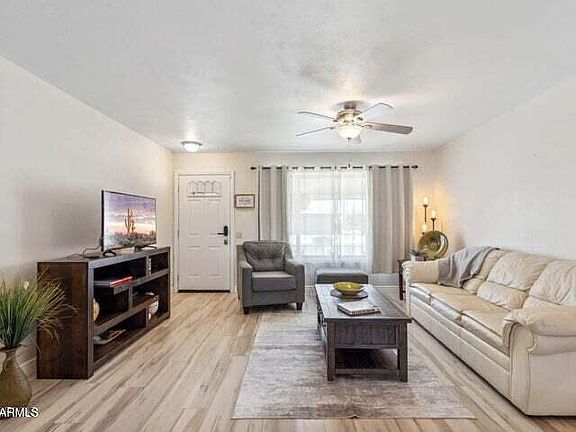 5th image of 13046 W WILDWOOD Drive