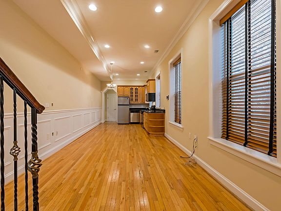 5th image of 45 R St NW #2