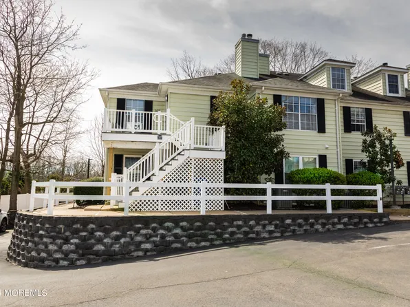 307 Buckingham Circle, Middletown, NJ 07748