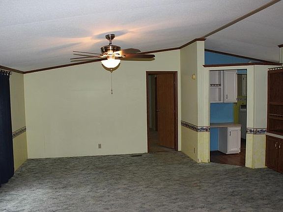 5th image of 440 N Chamberlain St
