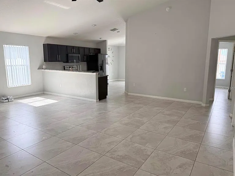 2671 Sanderling St — Photo 17