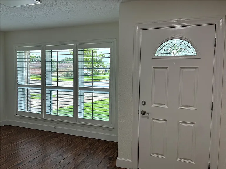 17034 Coachmaker Dr — Photo 3