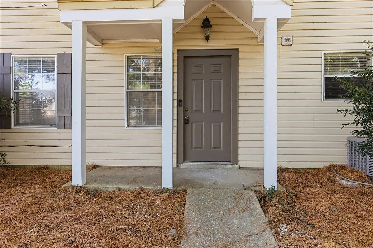 2 bed, 931 sqft, $1,800 — Photo 3