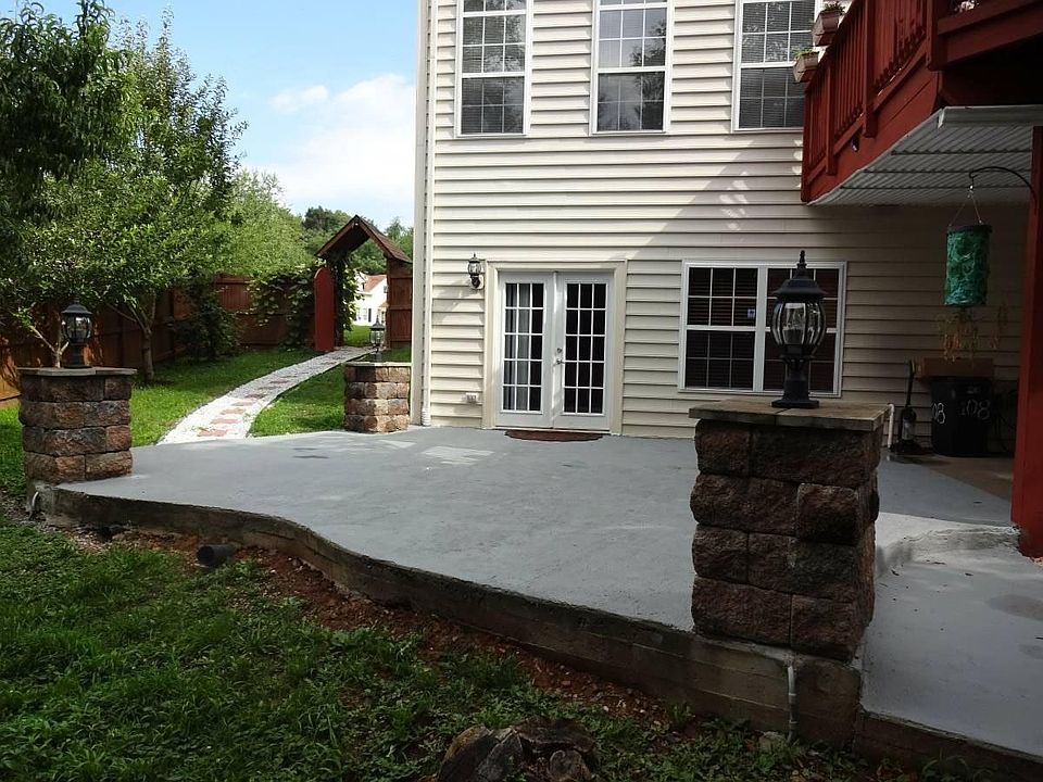1st image of 108 Rosebrook Ct NW