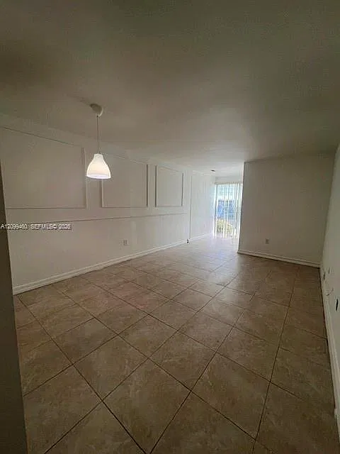 Avila Condo — Photo 1