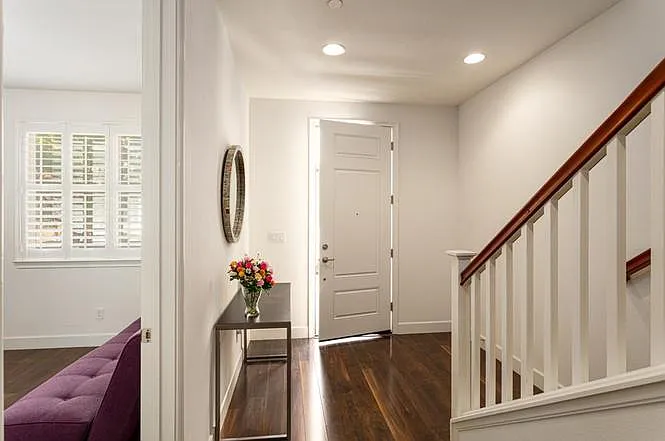 1081 Gaviota Ter — Photo 16
