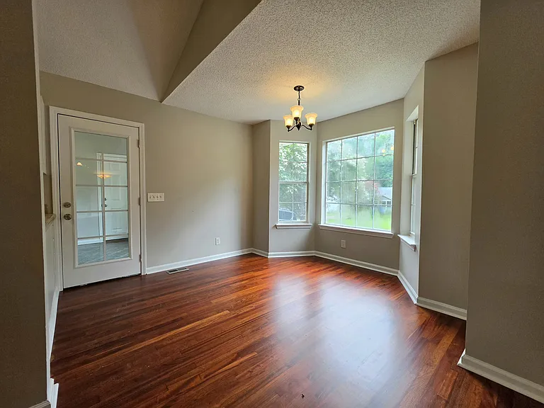 503 Dunwoody Dr — Photo 14